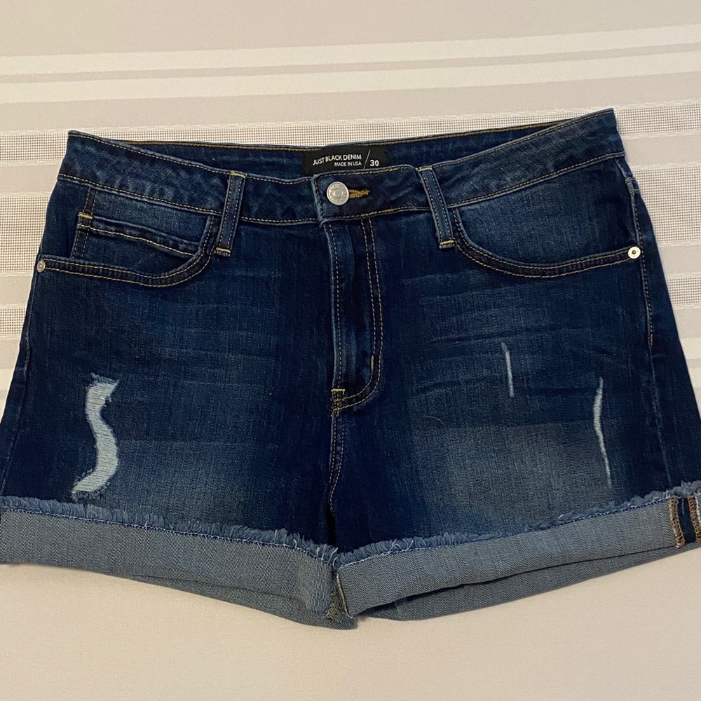 Just Black Women’s Indigo Denim Jean Shorts